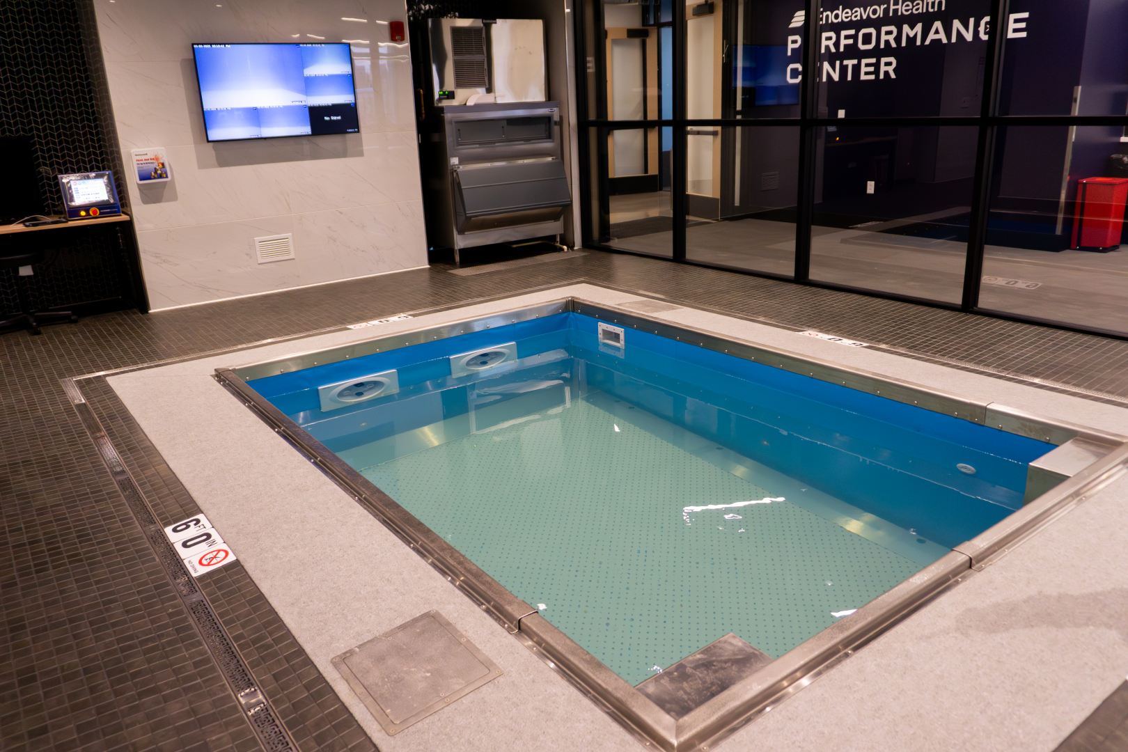 The aquatic therapy treadmill Hydroworx 2000 seen in the Endeavor Health Performance Center on March 3, 2025