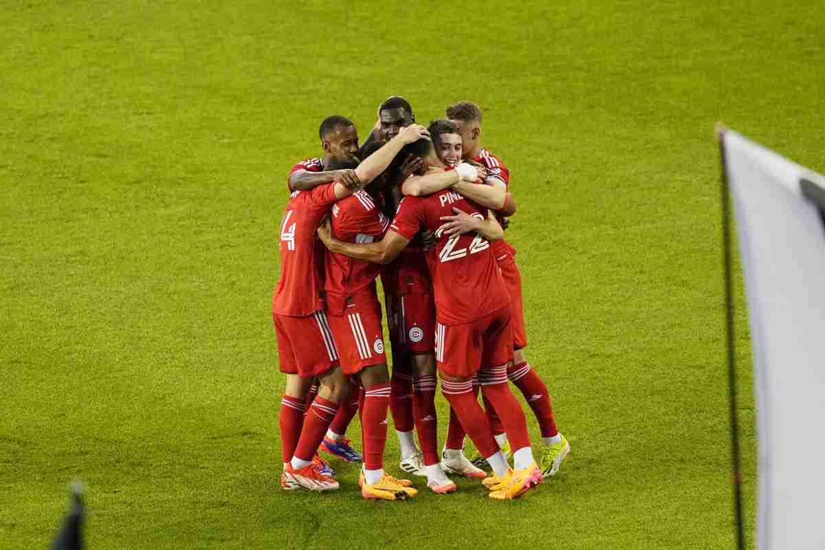Catching Fire: Toronto FC 1, Chicago Fire 4