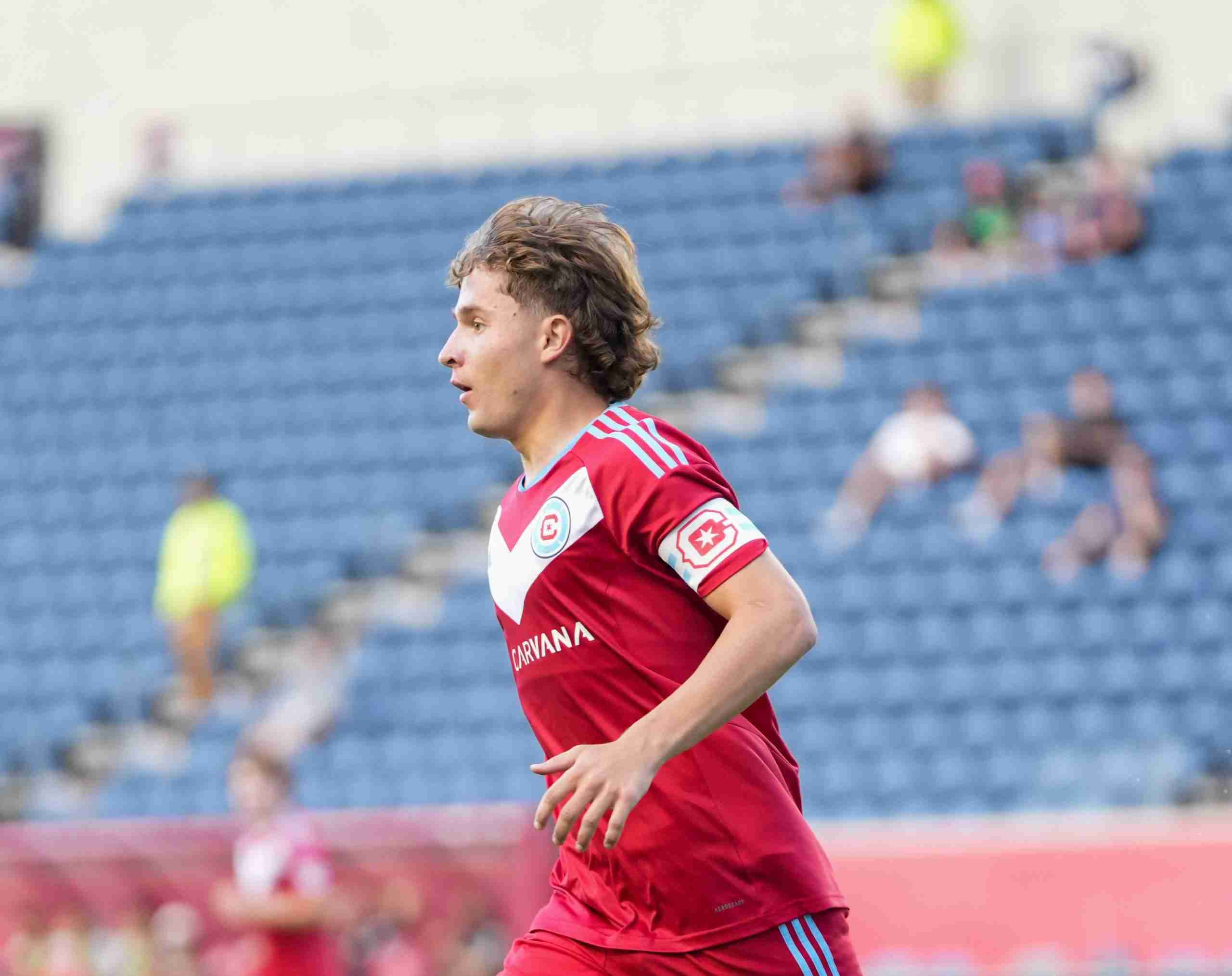 Chicago Fire sign David Poreba to first team contract