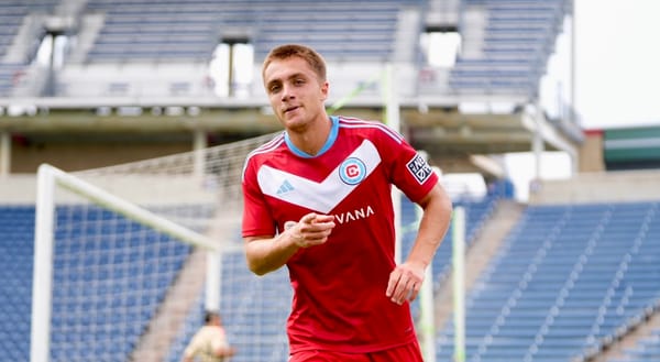 Jason Shokalook signed to Chicago Fire first team