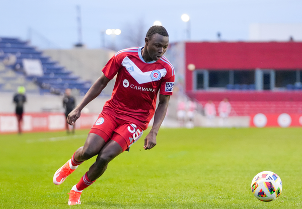 Omari Glasgow signs with Fire first team